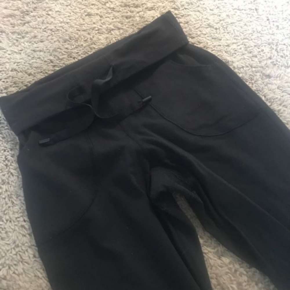 Lululemon straight leg leggings
